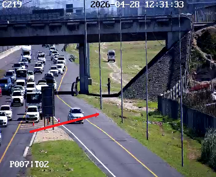 CapeTownFreeway's tweet image. Update: Ramp closure due to #Prostesting: N2 Outbound on ramp to R300 North, Use alternative routes. #BeTheChange