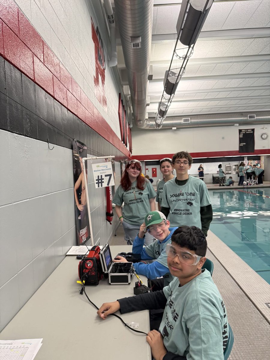 myLSPS's tweet image. 🤖 Robotics teams are an incredible way for students to innovate, problem-solve, and showcase their creativity. #myLSPS