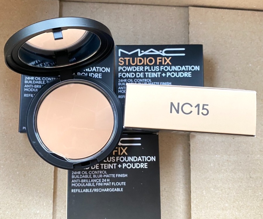 numjshop's tweet image. ✨🤍พร้อมส่ง MAC Studio Fix Powder Plus Foundation 12g 〰️ เนื้อแป้งสูตรใหม่สัมผัสนุ่มลื่น ปราศจากทัลค์ ปรับผิวให้เรียบเนียน สม่ำเสมอทันที โดยไม่ทิ้งคราบเทา ไม่ทำให้เกิดสิว

No. NC15 / NC20
🛒 1,690.-

#mac #นัมสต็อค