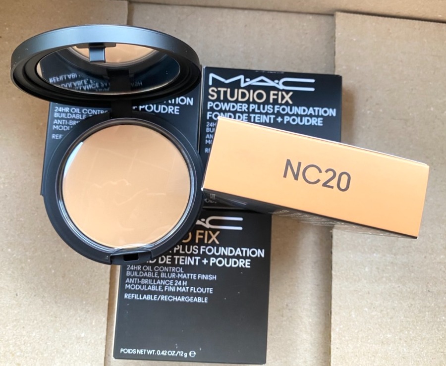 numjshop's tweet image. ✨🤍พร้อมส่ง MAC Studio Fix Powder Plus Foundation 12g 〰️ เนื้อแป้งสูตรใหม่สัมผัสนุ่มลื่น ปราศจากทัลค์ ปรับผิวให้เรียบเนียน สม่ำเสมอทันที โดยไม่ทิ้งคราบเทา ไม่ทำให้เกิดสิว

No. NC15 / NC20
🛒 1,690.-

#mac #นัมสต็อค