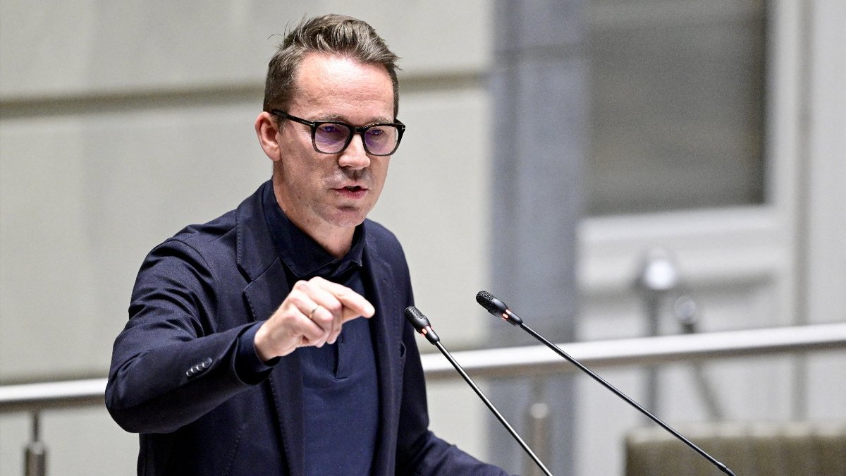 BAM_Wetstraat's tweet image. Opnieuw geen akkoord binnen Vlaamse regering over drinkwater, energie en begroting businessam.be/opnieuw-geen-a… #VlaamseRegering #Drinkwater #Energie #Begroting #Onderhandelingen