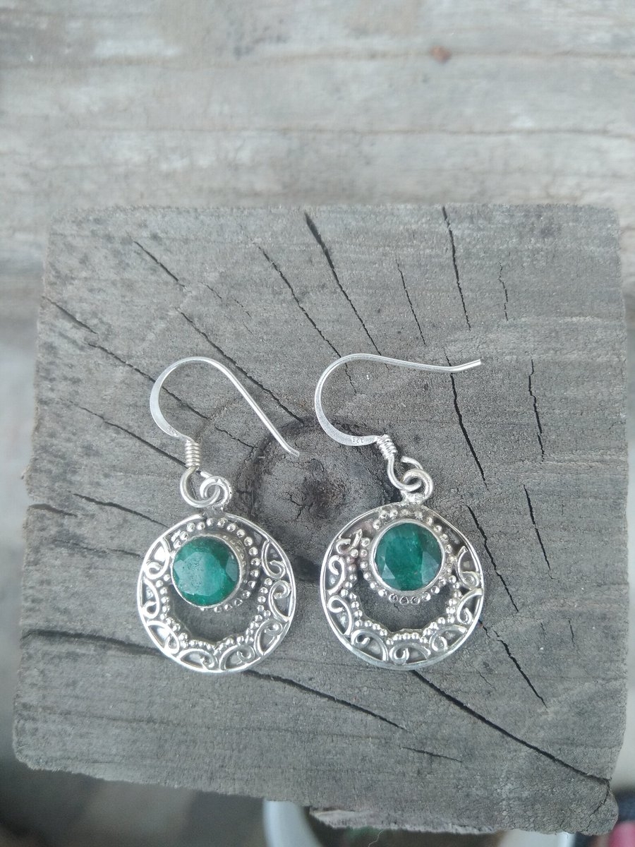 jewelrycreatio1's tweet photo. Emerald Earring,92.5 Sterling Sliver,May Birthstone,Dangle And Drop Earring,Gift For Her,Bridesmaid Earring,Wedding Jewelery,Vintage Earring
Buy At:
https://t.co/byxV9vQbfz
#Statementearring #Bridalearring #Minimalistearring #Prtywearearring #Maybirthstoneearring #Anniversarygift https://t.co/calWAJ9pdb