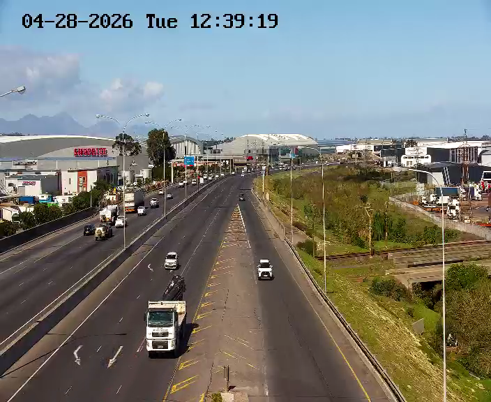 CapeTownFreeway's tweet image. Update: #Congestion: R300 North ramp to Old Paarl Rd (R101). Cleared. #BeTheChange