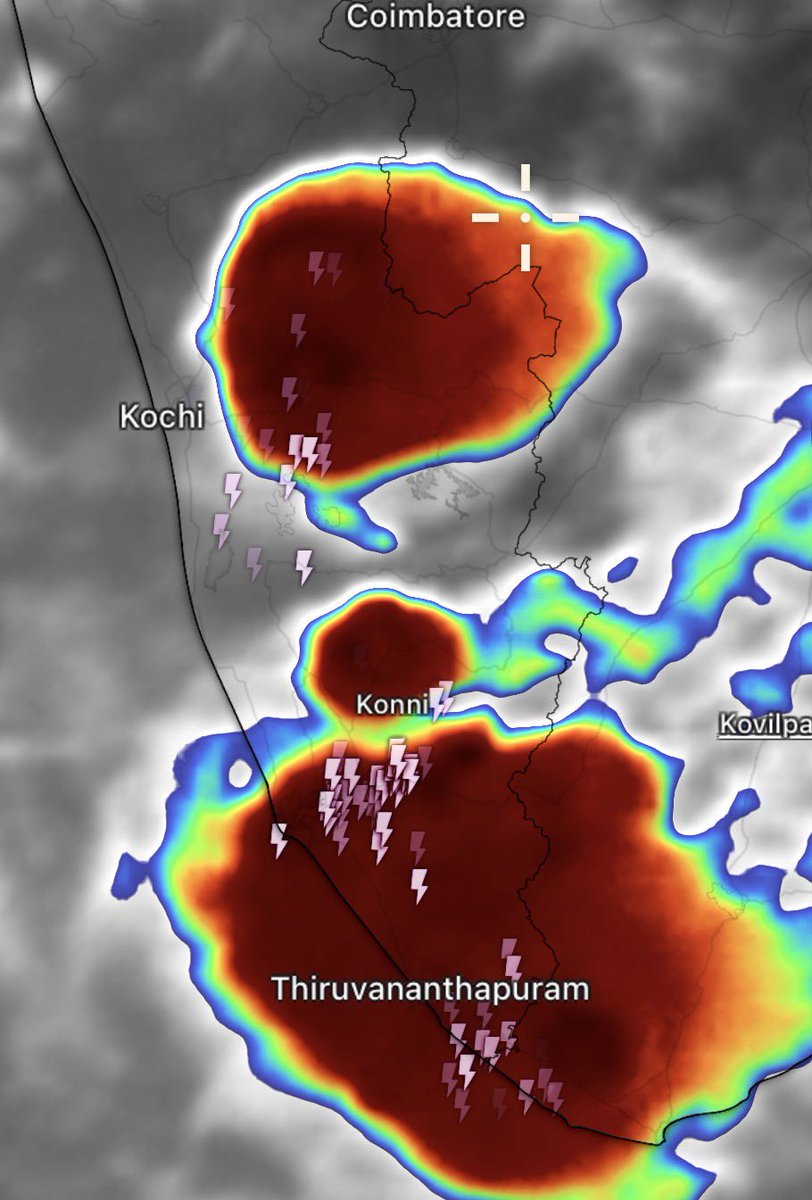 WeathermanSumit's tweet image. Intense thunderstorms over parts of #Keralam with #Thiruvanthapuram #Kochi getting good rain showers 
#Keralarains
