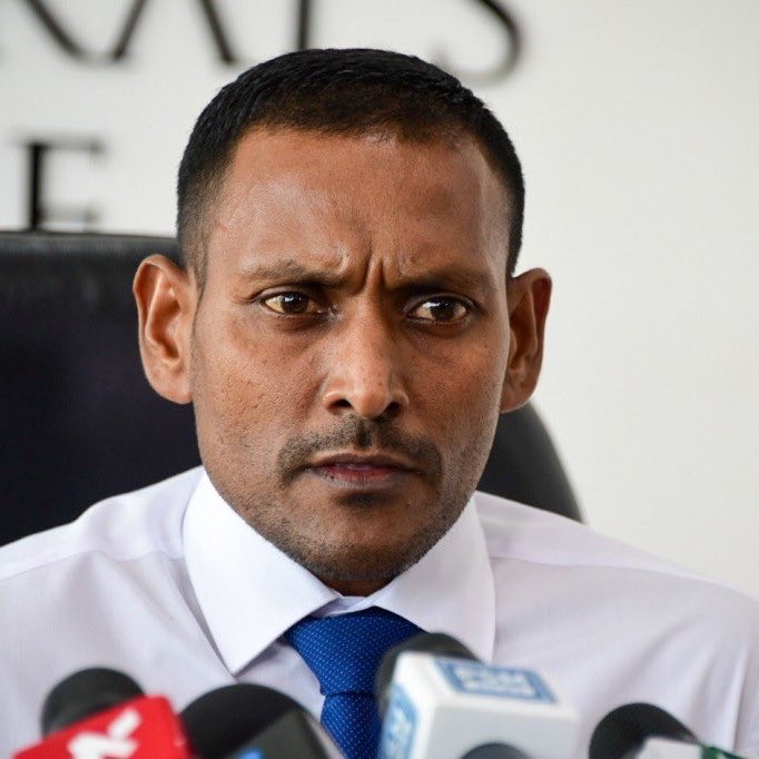 🚨Confirmed

Highly respected lawyer former PG Shameem is the lead lawyer in <a href="/EashaAshraf/">Aishath Easha Ashraf</a>’s case.