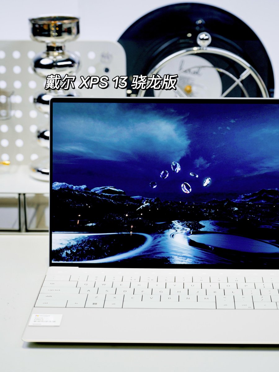 preetbhatia80's tweet image. "Monday morning win: Cranked out the project timeline + grabbed a matcha latte. Small wins = big momentum  #WorkLife #Productivity"