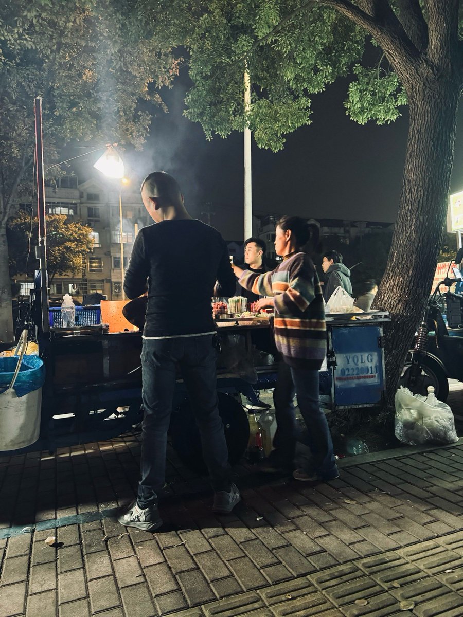 Justin Lee Rousseau tweet media