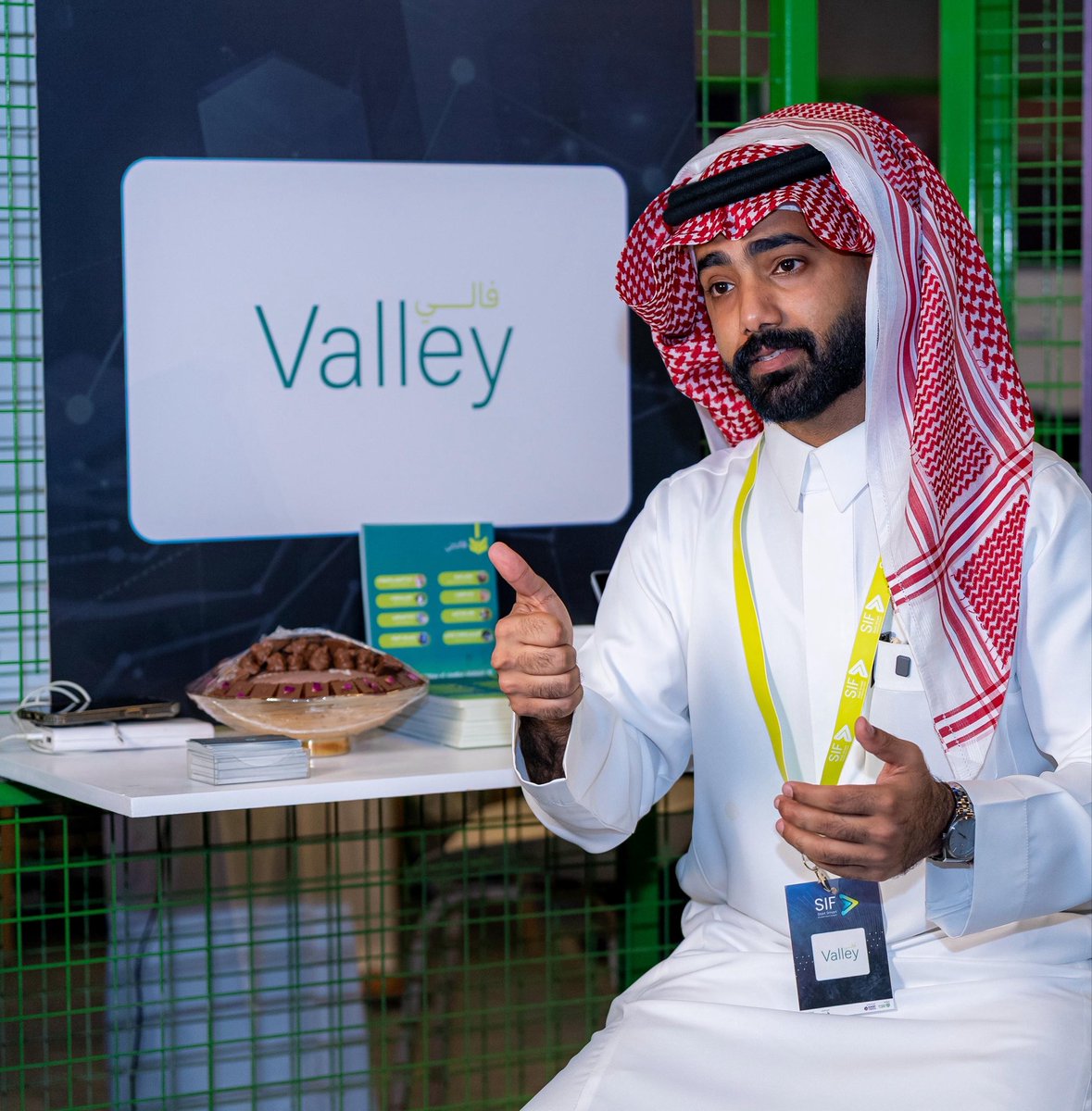 ak199A's tweet photo. الحمدلله والقادم أجمل بإذن الله تعالى 
وترقبوا منصة ڤالي @Valleypla 
لخدمة المطاعم والمقاهي في التشغيل و التوسع 
ونشوفكم اليوم في منتدى الإستثمار في الكراج 
@TheGarageKSA 
في بوث منصة ڤالي حياكم الله https://t.co/p1bqJrPvjU