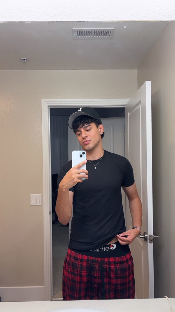 JMoney tweet media