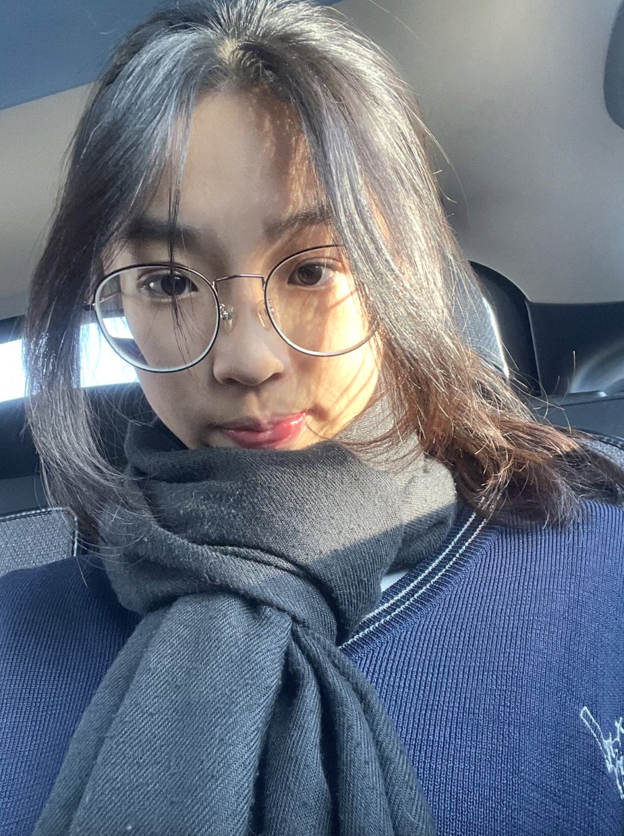 Krmsumsum's tweet image. 🌞POV:sunshine
靚靚🐽
Keep my daily uploadinggg as much as I cann!!😗
#HongKong #中學 #香港學生 #香港 #WSCSS #Student #secondarystudent