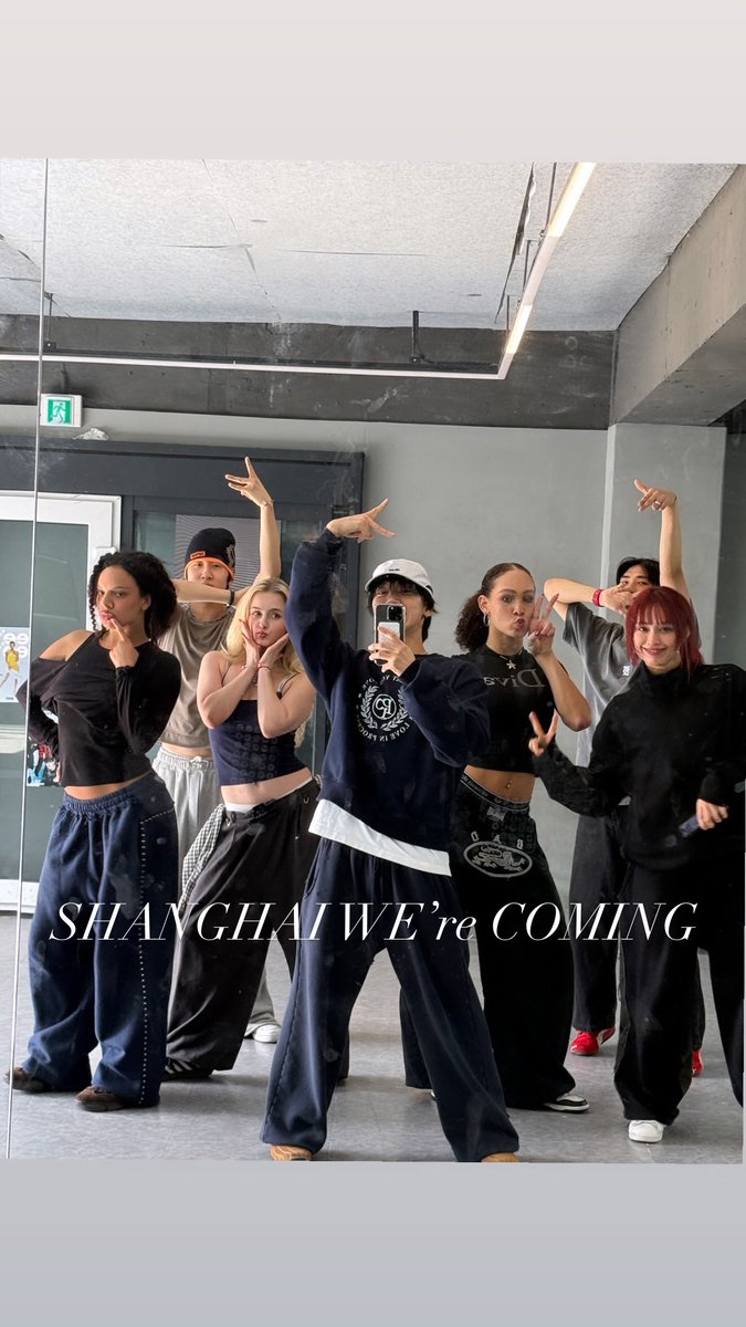 misskloss_ tweet media