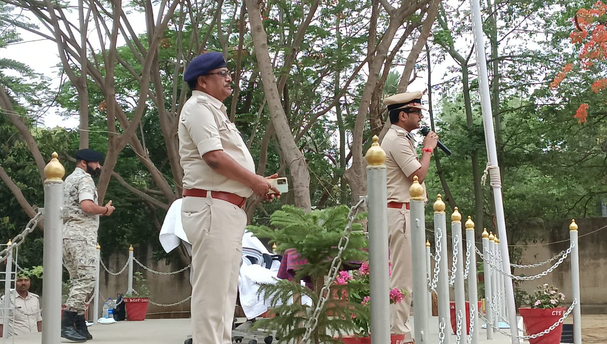 BANKA POLICE tweet media