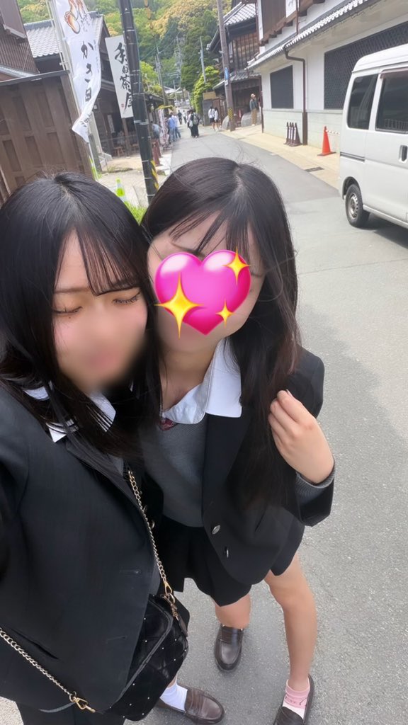 せり tweet media