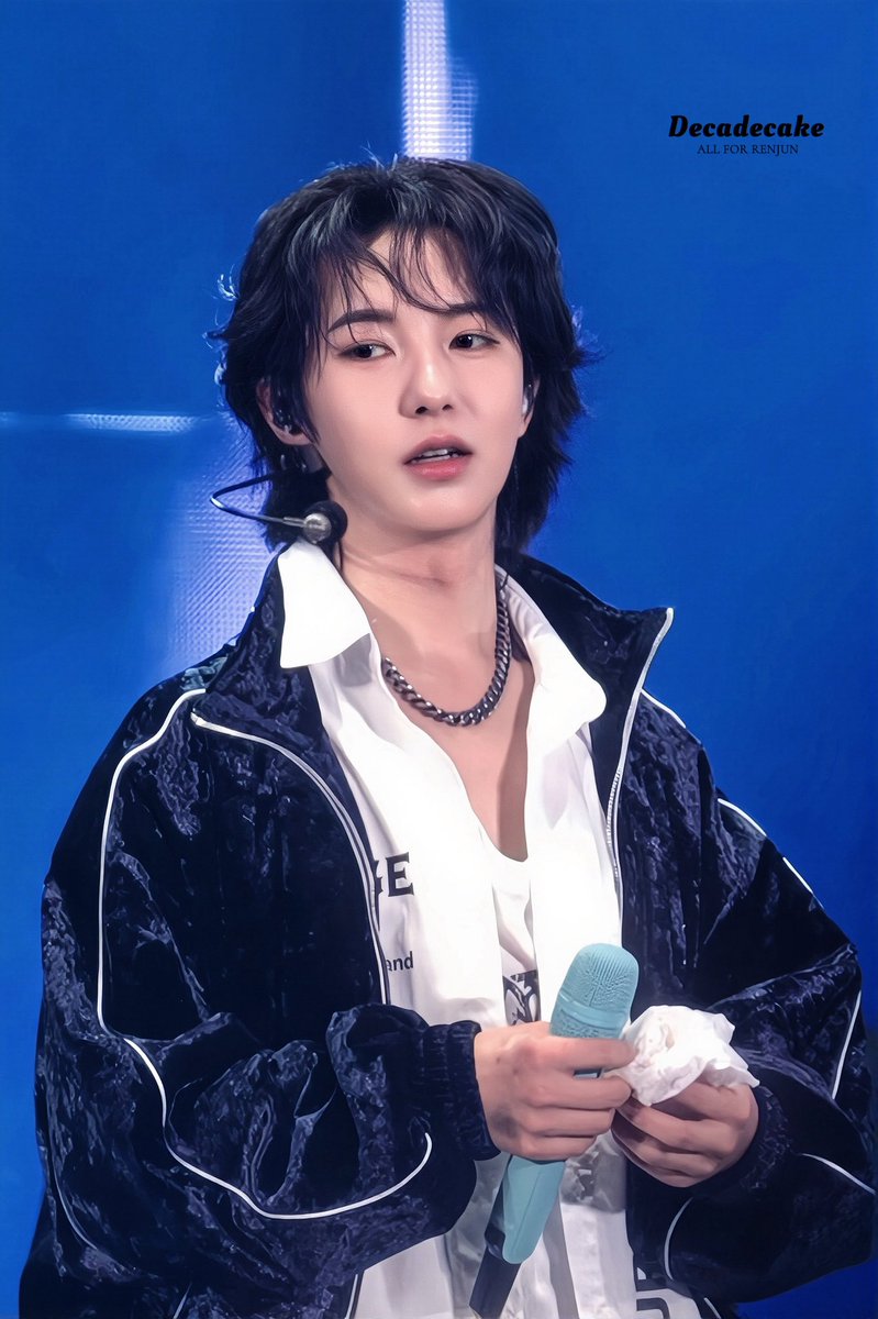 Decadecake tweet media