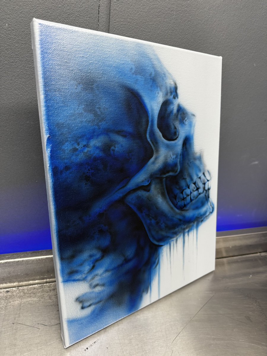 CarstenZ's tweet photo. Thanks to everyone who joined us Live last Thursday to watch me Airbrush the first part of the Ice Skull, minus the chatting, I prob spent about an hour on this piece and hope to finish it this Friday the 1st May at 10am AEST. https://t.co/S5Ci4ChoKE