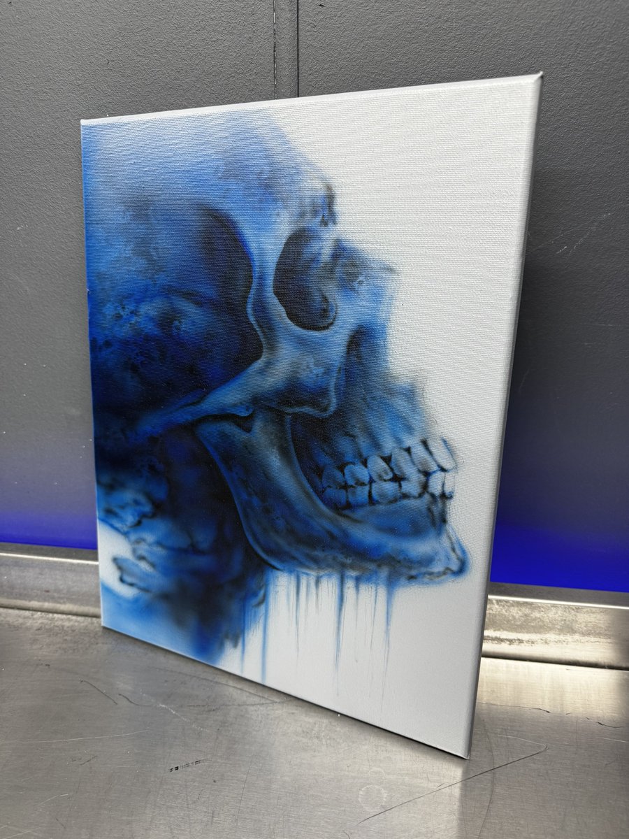 CarstenZ's tweet photo. Thanks to everyone who joined us Live last Thursday to watch me Airbrush the first part of the Ice Skull, minus the chatting, I prob spent about an hour on this piece and hope to finish it this Friday the 1st May at 10am AEST. https://t.co/S5Ci4ChoKE