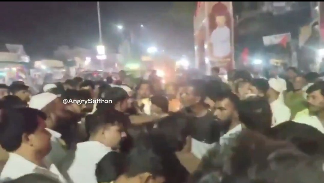 Trishulwarrior's tweet photo. Shameful!!

In Beed, Maharashtra, a Hindu Maratha family—including their women and young children—was nearly b€aten to d€ath by a Mu$lim mob, which brut@lly attacked them and p€lted them with stones.

This attack began following a minor rickshaw accident while they were on their way to a temple.