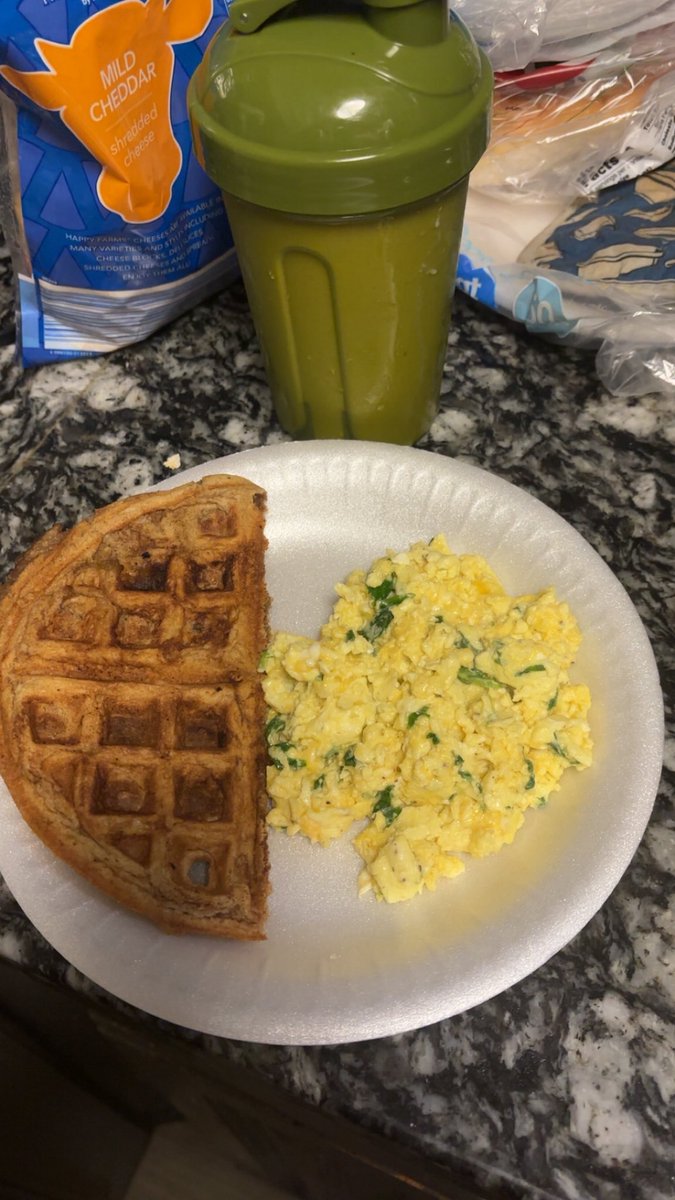 uniquexscape's tweet photo. I’m officially back on duty. 
Day 2 of Spring!!!

Fueling Big Baby @Kodi_WrightJr 

He asked for an omelette but but in his voice Twin can’t do that so we got scrambled eggs and spinach today

Protein shake
Protein waffle 

Eat. Train. Grind. Repeat.
You got this, baby 🔒🤎 https://t.co/EHi17cqpNi