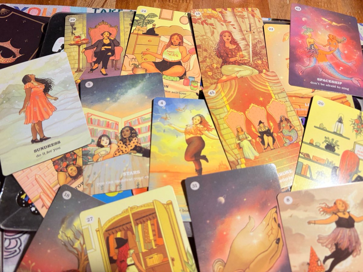 books_aladdin's tweet photo. 🌙 กิจกรรมดูดวงพลังบวก กับไพ่ชุด Believe in Your Own Magic 🧚‍♀️
🪙 ราคาโดเนท เริ่มต้น 9.-

✉️ สิ่งที่จักรวาลอยากบอก
ในวันที่เหนื่อยล้า... วันนี้ไพ่อยากบอกอะไรเรานะ

✨เปิดไพ่ 1 ใบ
✨รับ 45 ท่าน
✨ตามจำนวนไพ่ที่มีในสำรับ

พิมพ์ READY รับสิทธิ์ แล้วทักมารับข้อความส่วนตัวในแชทค่ะ https://t.co/2ucDCRY7hk