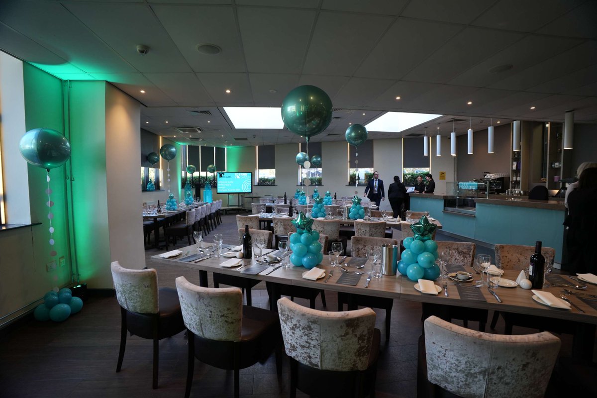 RotherhamColl's tweet image. A huge well done to our Catering and Hospitality learners for their fantastic work hosting the RNN Group Employer Awards last week at the Wharncliffe! 👏

#Catering #Hospitiality #Awards #Rotherham #College #Employer