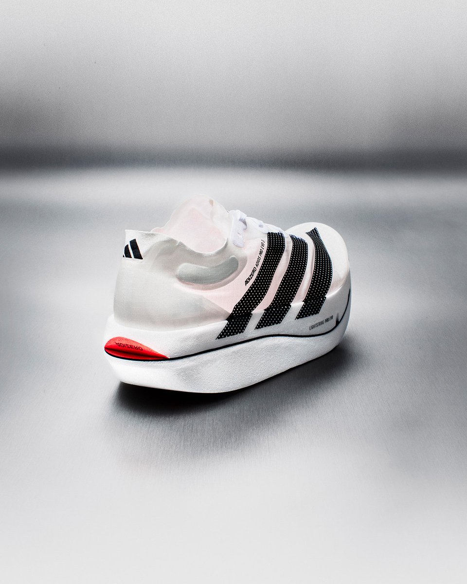 mugoya_raphael's tweet image. Incase you're planning to get me a birthday present 🎁.  Don't look any further... it's right here....
Just get me adidas Adizero Adios Pro Evo 3 (2026) and you will make my day 😁😄
#adidas #mugoyaisaacraphael #runner #marathoninfluencer 
@adidas