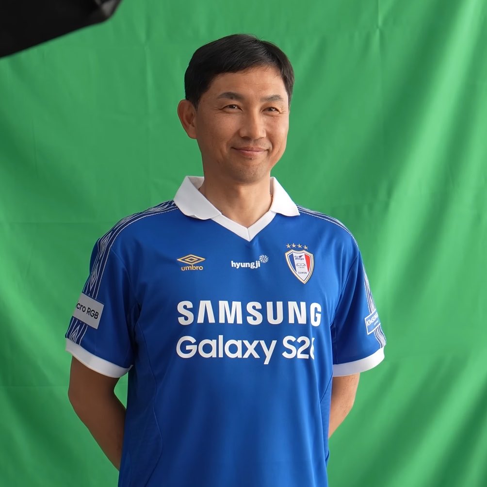 다래 (@bluedarae) on Twitter photo 