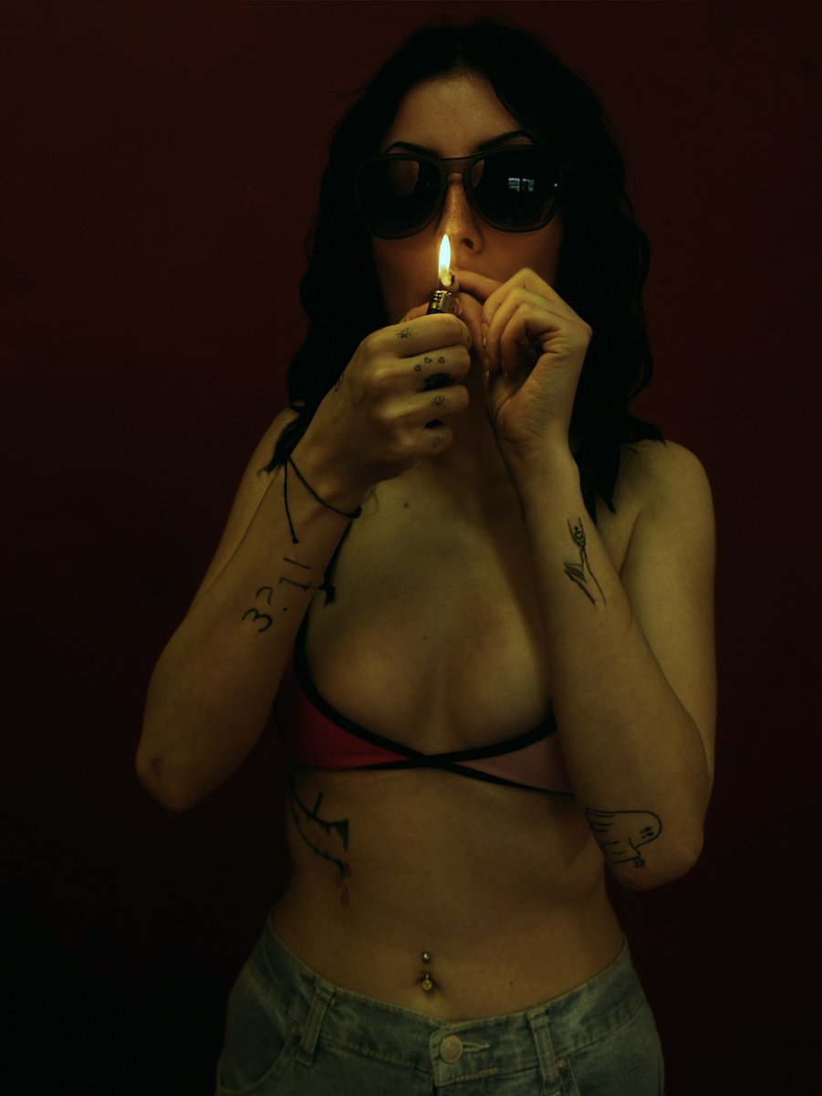 emberrr420's tweet image. who’s ready for a super fun sesh later? 💚🍃 come play games w me &amp;amp; more 😋
-
follow me on #kick kick.com/emberrr420
-
#mmemberville #stonerfam