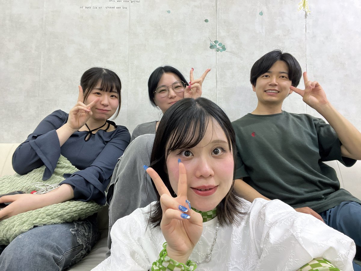 sakasamanomiya's tweet photo. みさちゃんが一生懸命準備してます💦 https://t.co/CVzl4GstrY