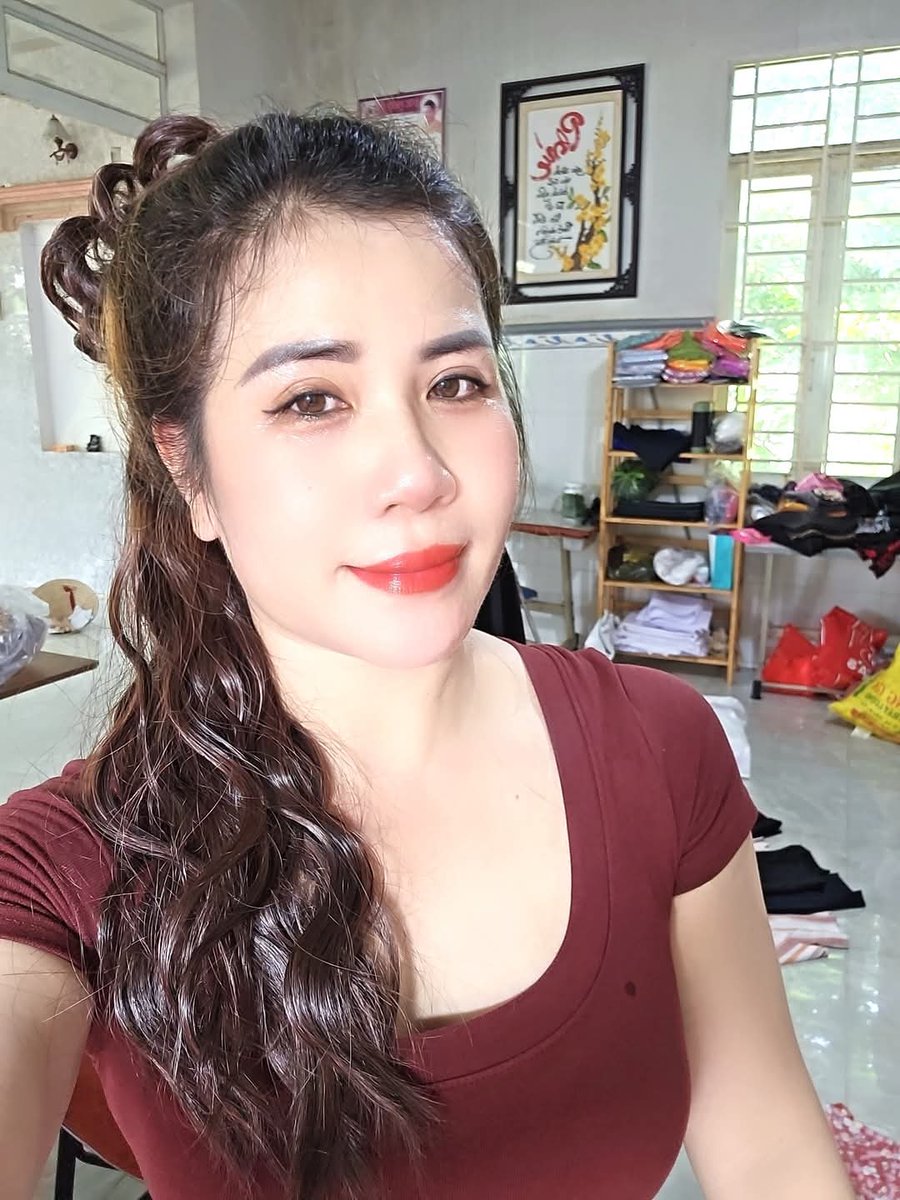 chị lê tweet media