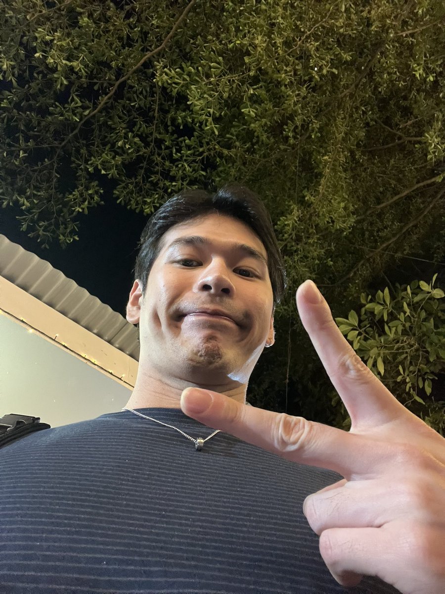 aya 🍅 tweet media