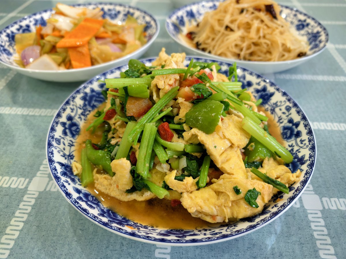 fYDYCUwlLDrgnWf's tweet image. 3-ingredient tomato u0026 egg stir-fry!  Quick, savory, u0026 perfect for busy nights. Ready in 10 mins—try it! #EasyRecipes #HomeCooking