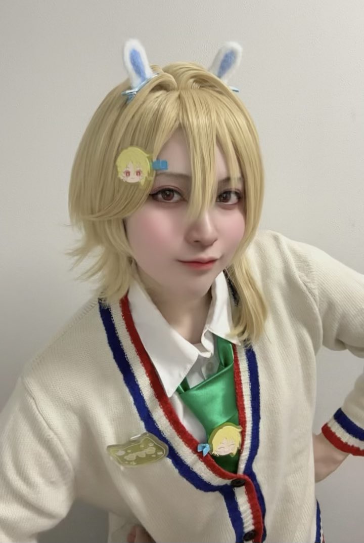 cos / enst!! 仁兎なずな

一昨日Ra*bitsっぽいうさぎのヘアピンを見つけたんだ♪
どうだ？ 似合ってるか？？

⚠︎カラコン加工･反転