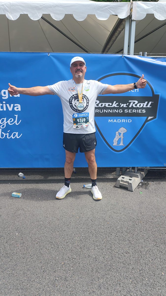 CapisTeam's tweet photo. Para un club de Atletismo Popular, siempre es una gran alegría ver debutar a nuestros atletas y si ese estreno es en la distancia de maratón, pues es un extra de emoción. Enhorabuena a Luis por su bautismo en @RNRmadmaraton, a los que eligieron 1/2 Maraton y cross y trail https://t.co/XKUVsNBbGW