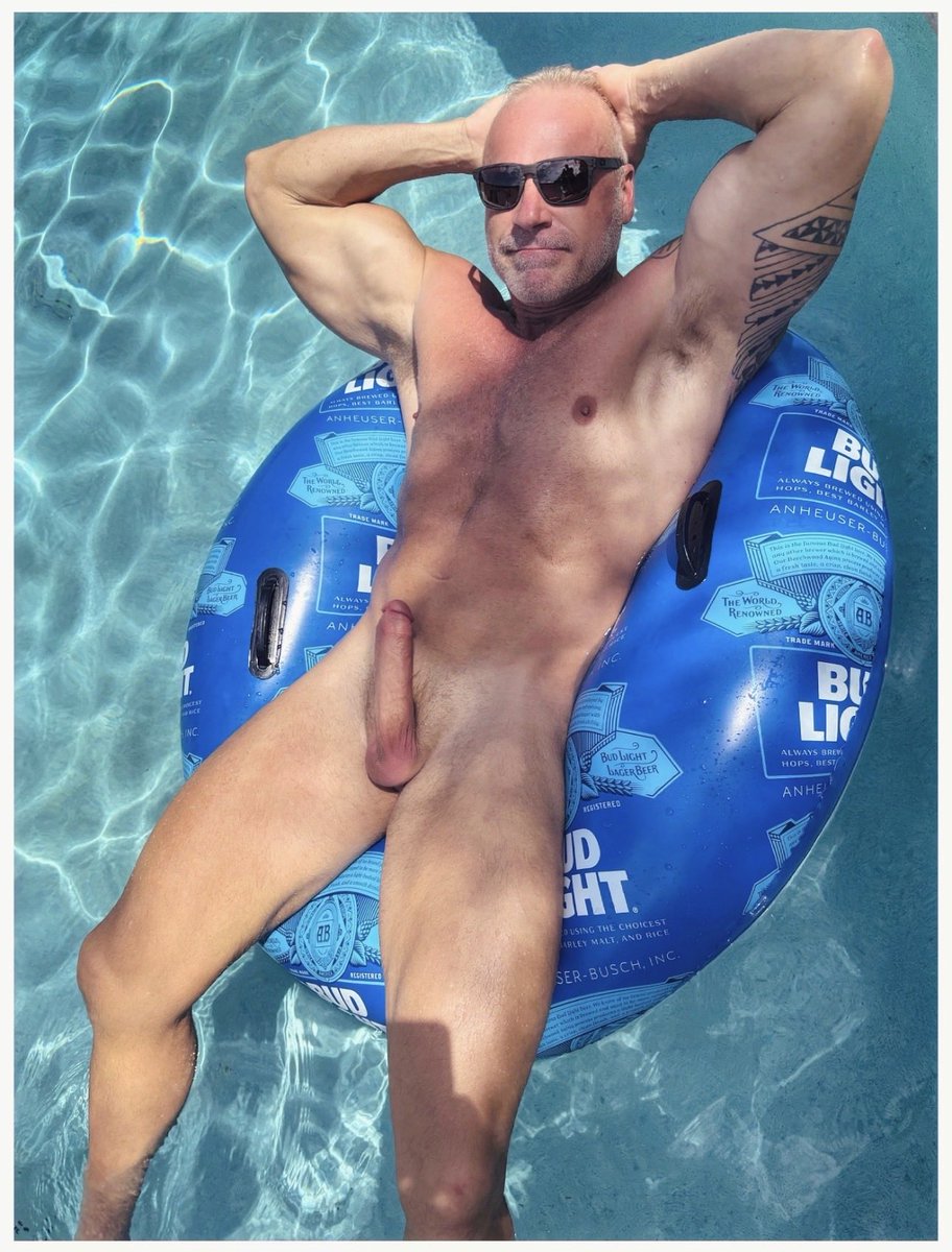 ColtJamesXXX tweet media