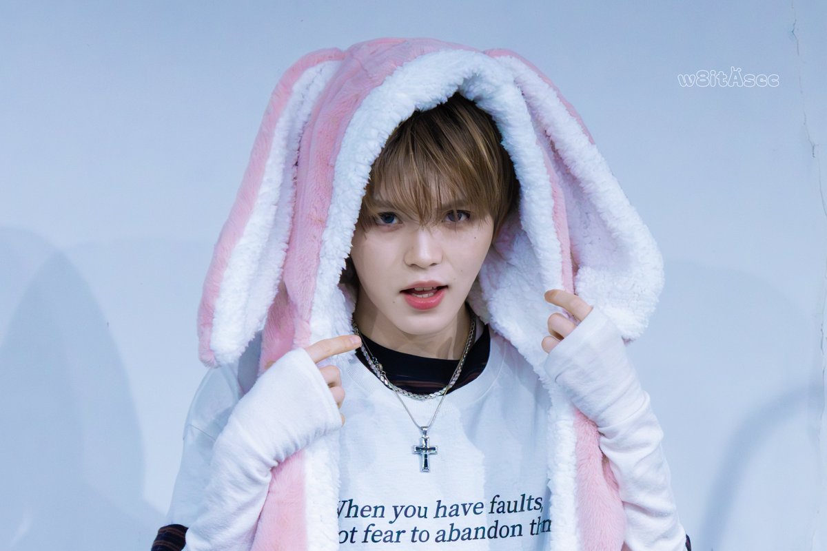 w8itAsec's tweet photo. 251130 HQ 불량토끼🐰

#AM8IC #엠빅 
#밍카이 #洺楷 #MINGKAI https://t.co/Wmdz6aGFbW