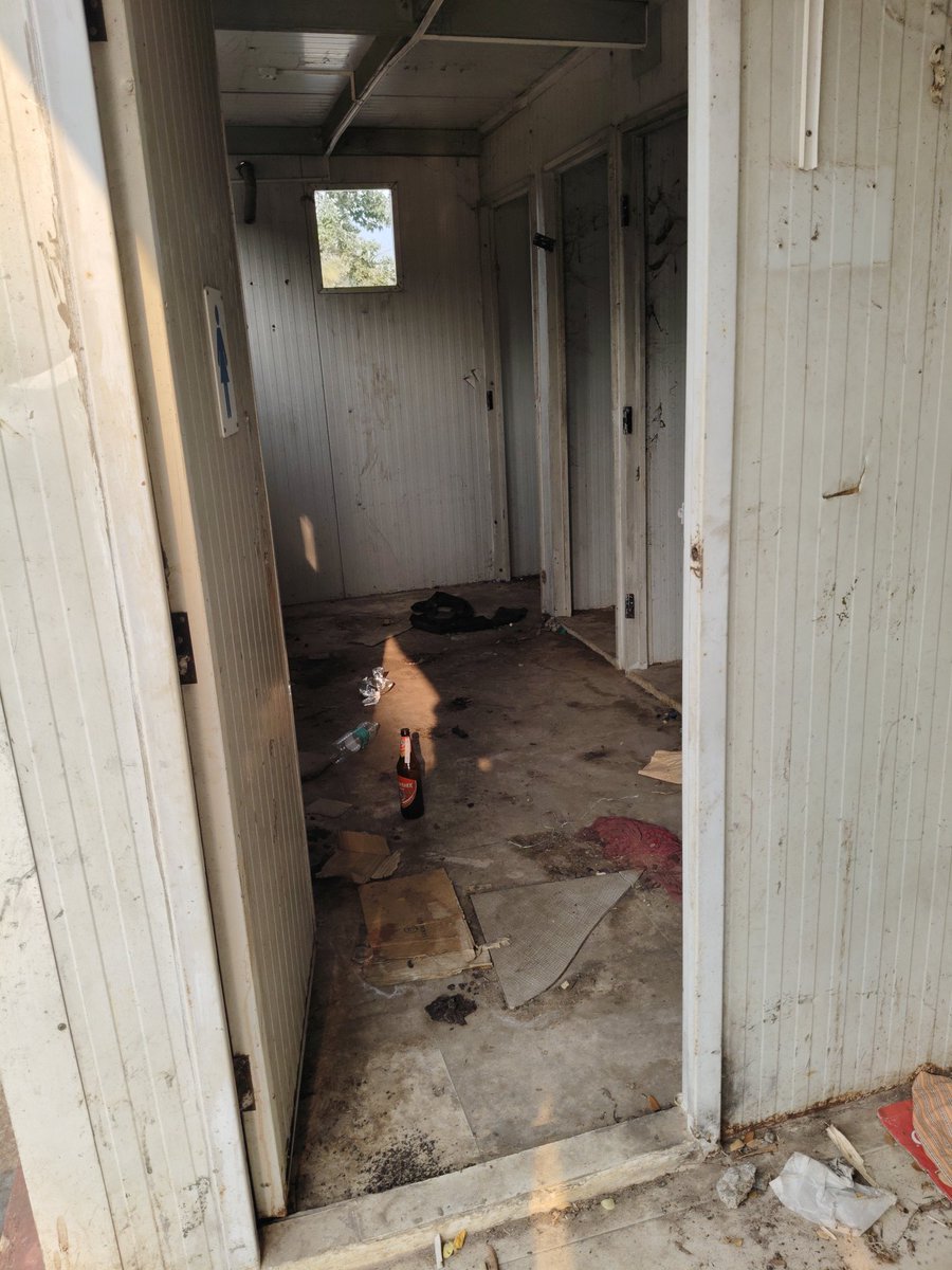 gamer_ultr2522's tweet image. Pathetic state of the washroom near Rayagada Railway Station. Filthy, littered, and totally unusable—even the disabled section. Needs urgent action! @RailMinIndia @DRMWaltairECoR @EastCoastRail #Rayagada