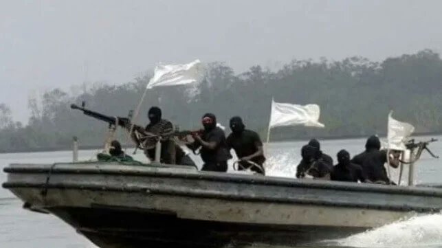 ADFmagazine's tweet photo. #Somalia: Surge in #Piracy as #EUNAVFOR Confirms Three Ongoing Incidents - https://t.co/u2zNrqxIKb https://t.co/Gvi1NxRICL