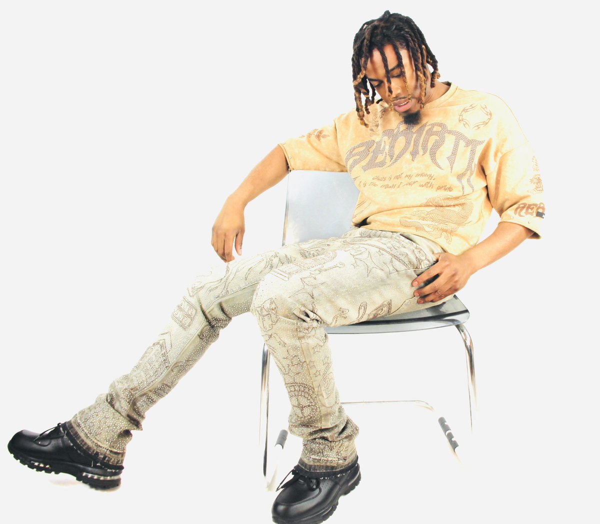 singerquejeff's tweet photo. Newphotoshoot #2026 #Quejeff https://t.co/IQ0cYJk4N0