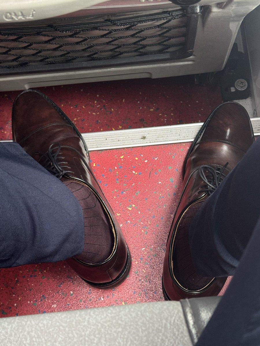 Socksman Suit tweet media
