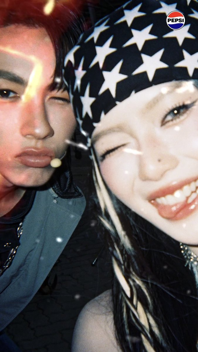 โห ๆๆๆๆ เฟรมนี้ ㅈ ㅡ ㅈ มาเบลอองรี วิชวลทีป้อบตัวเต็ง ๆๆ เลยอะ โคตรเริ่ด แล้วกับกล้องฟิล์มดีมากกกก 📷♥️