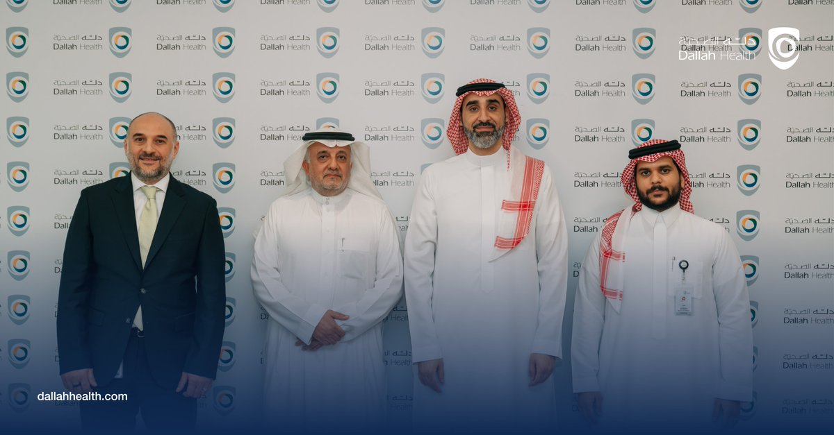 DallahHealth's tweet photo. وقّعت #دله_الصحية اتفاقية تعاون استراتيجي مع جمعية رتق.

وتهدف الاتفاقية إلى تسهيل وصول مستفيدي الجمعية إلى الخدمات الطبية في مستشفياتنا، ضمن منظومة رعاية متكاملة.
نواصل من خلالها تعزيز شراكاتنا المجتمعية والإسهام في تحسين جودة الحياة.

#DallahHealth signed a strategic cooperation agreement with Ratq Association.

The agreement aims to facilitate access for the association’s beneficiaries to healthcare services across our hospitals, within an integrated care system.
Through this partnership, we continue to strengthen our community collaborations and contribute to improving quality of life.