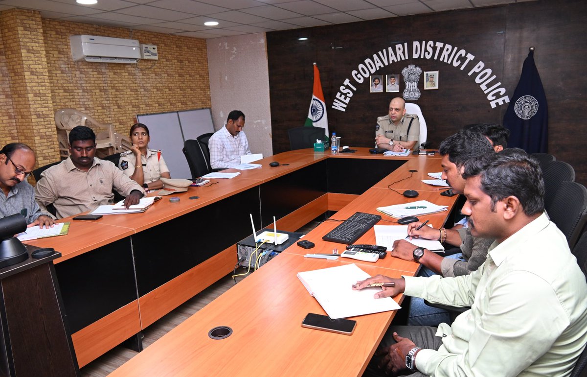 West Godavari District Police tweet media