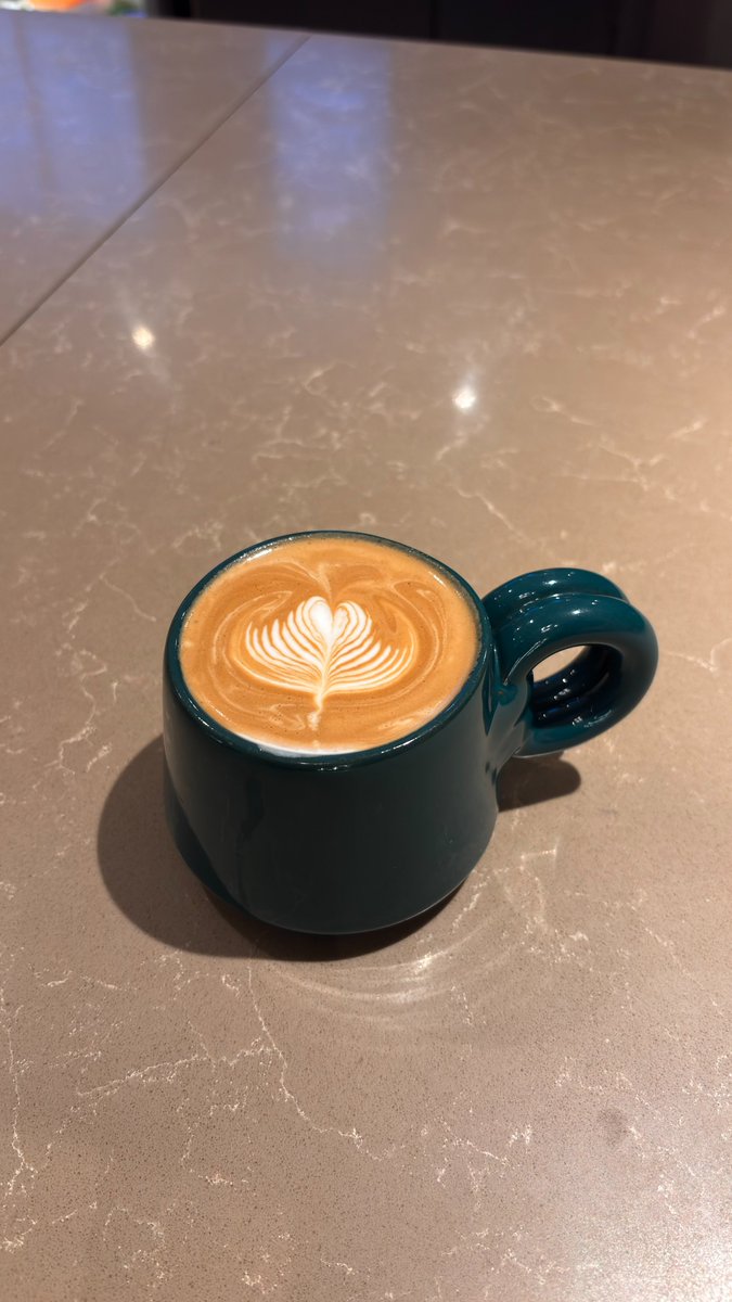 AK2BNew's tweet image. Having coffee is usually a good time. I have upladed several photos of my coffee mugs type , which one you liked the most ?

safeuploadz.com/folder.php?fol…

#Coffee #Mug #Starbucks #Italian #Mocha #Cappuccino