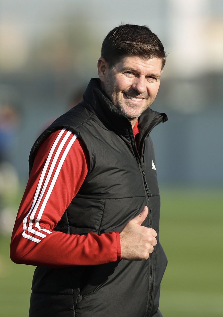sachatavolieri's tweet image. 🚨 Things are speeding up at Burnley FC!

🟣🏴󠁧󠁢󠁥󠁮󠁧󠁿 Clarets have entered talks with Steven Gerrard’s representatives to make the Reds legend their new head coach.

🟢 Englishman has given the green light to move forward…

⏳ Wait&amp;amp;See… #mercato #twitterclarets