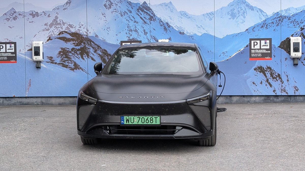 Bartłomiej Derski tweet media