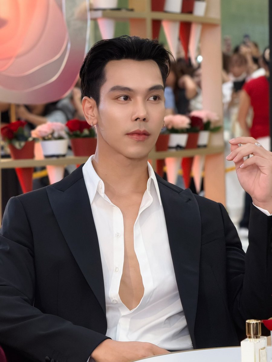 การปะป๊าแห่งประเทศไทย 🫶🏻😌

TRE KILIAN POPUP AT ICONSIAM
#KilianParisxTreporapat