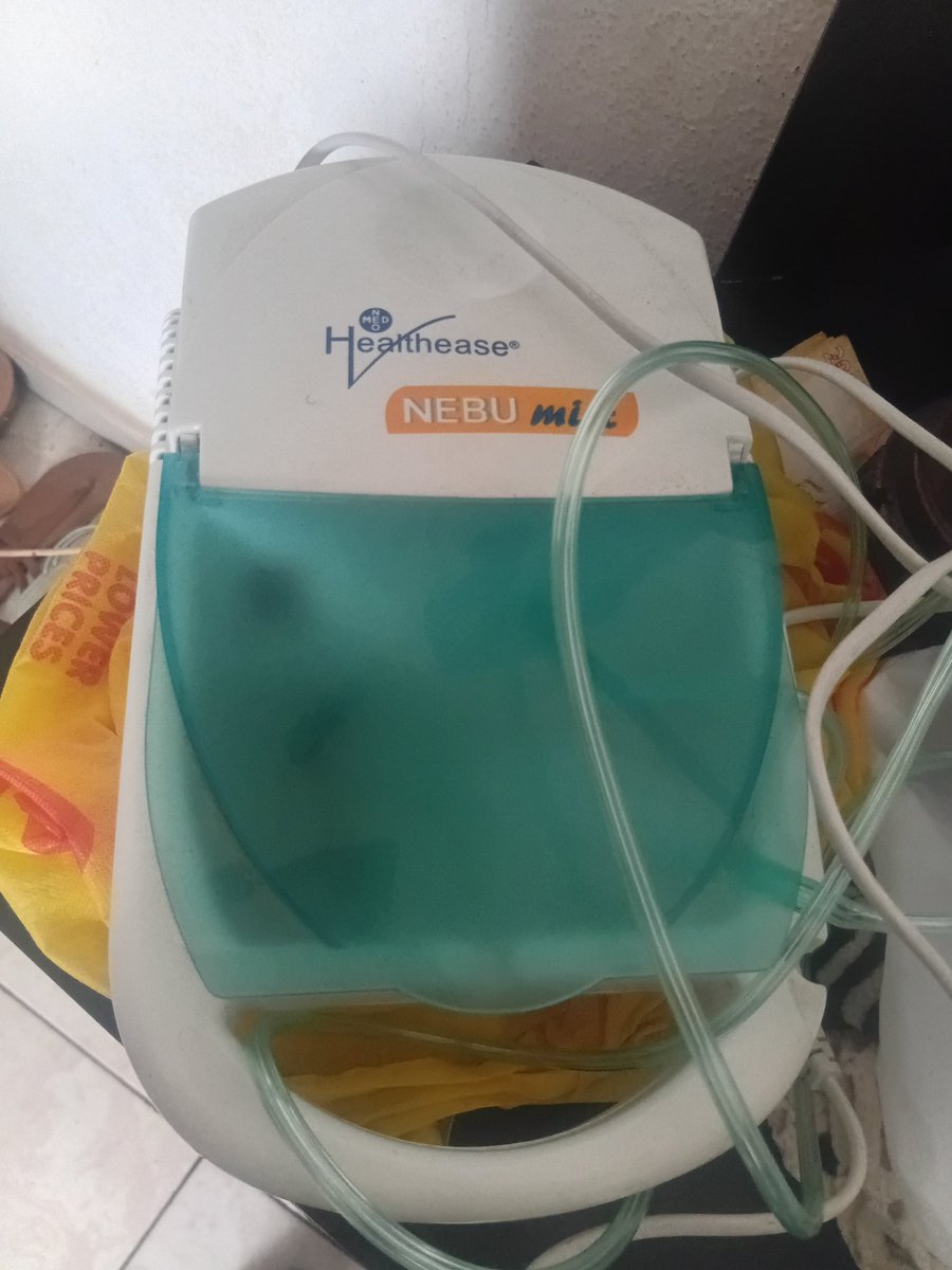 ndumiiet's tweet photo. @SimphiweKibibi Buy nebulizer at your nearest pharmacy at E1300, then Duolin Respule( solution for inhalation) pack of 5 E150 lastly buy the spray E75 sona ke ngumahlala ekhikhini. https://t.co/WemJRi0R9L