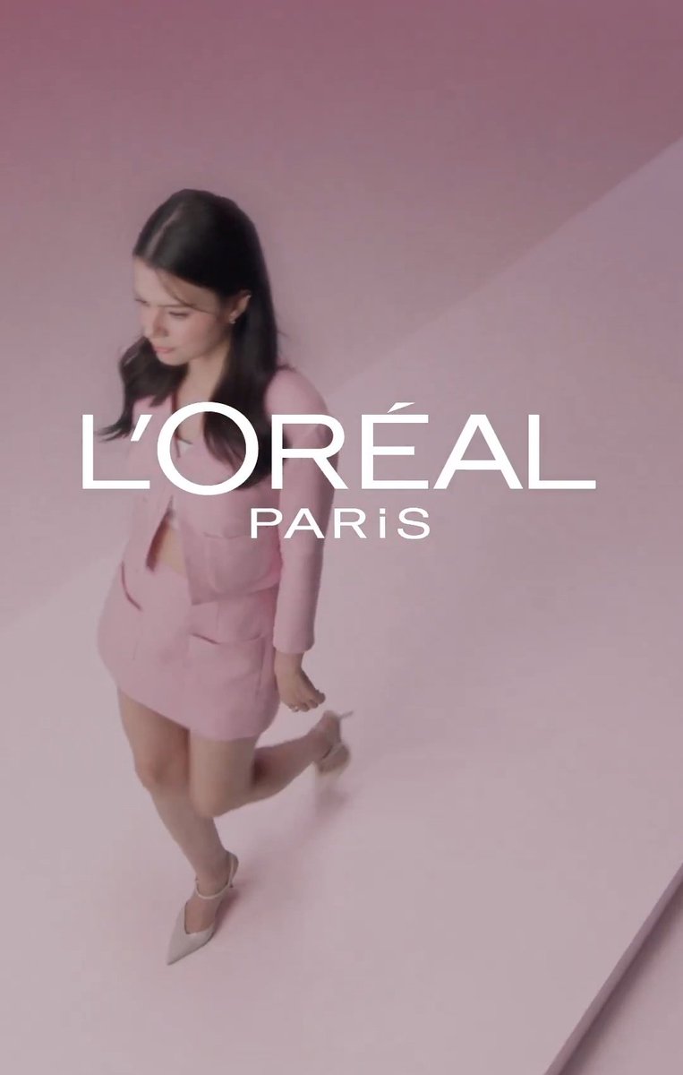 AchaomCm's tweet image. ปากสวยต้องคู่กับลิปสวย

#LOrealParisTH #LOrealMakeupTH #Makeup