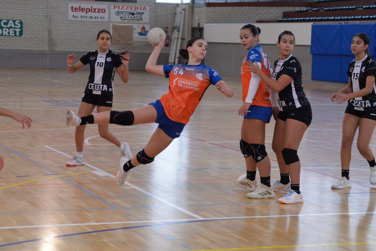 #ComunitatDelHandbol 🧡💙 tweet media