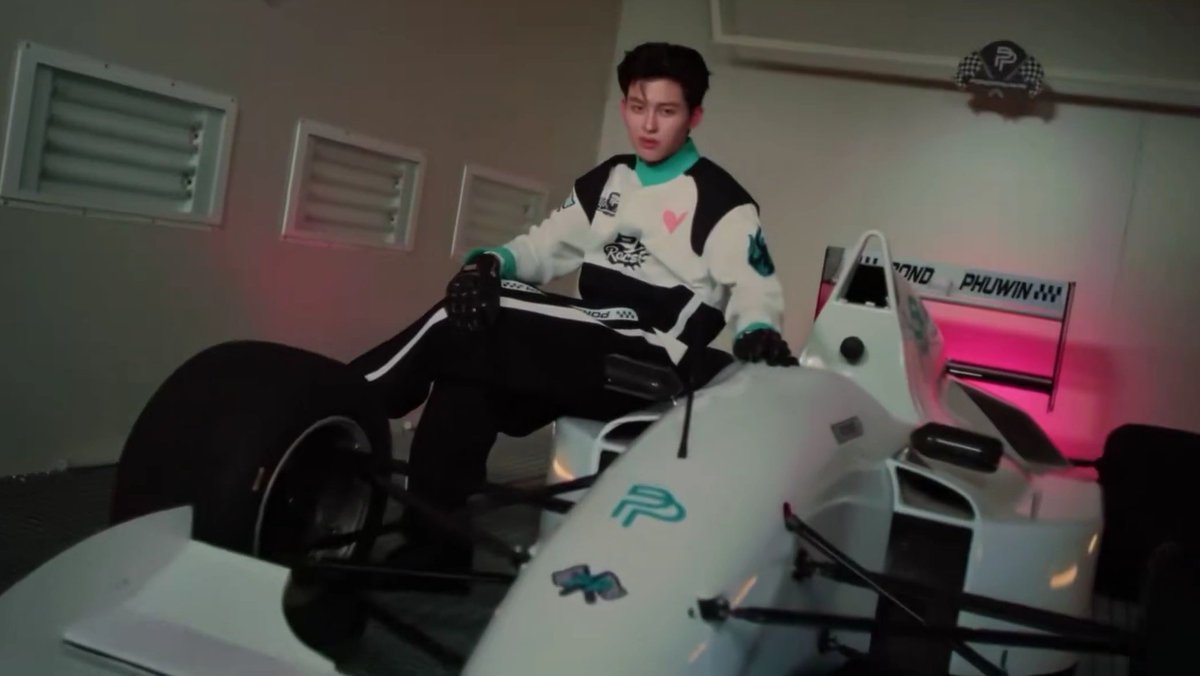 PondPhuwin Official Thailand (DoubleP) tweet media